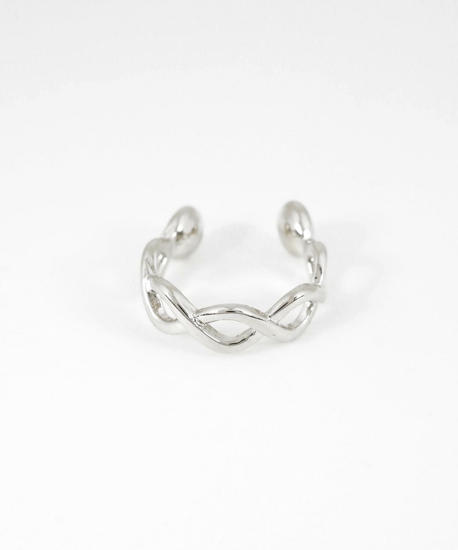 クロスラインイヤーカフ