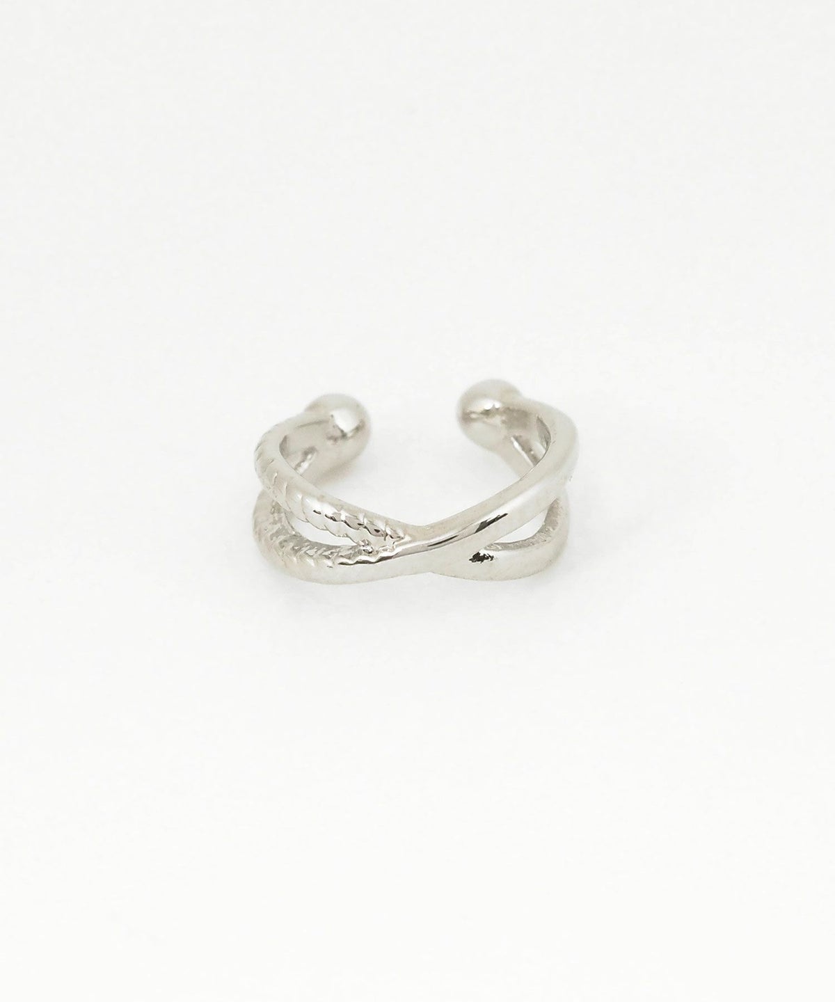 クロスイヤーカフ