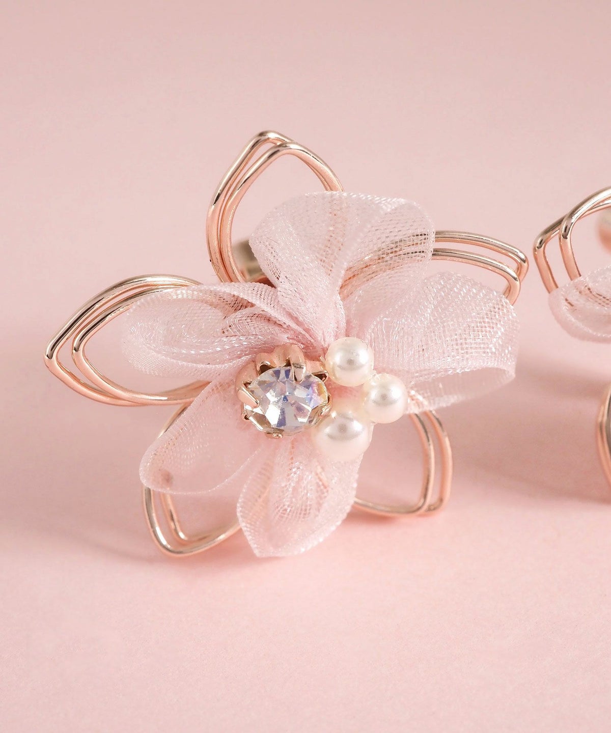 サクラシアーチュールイヤリング