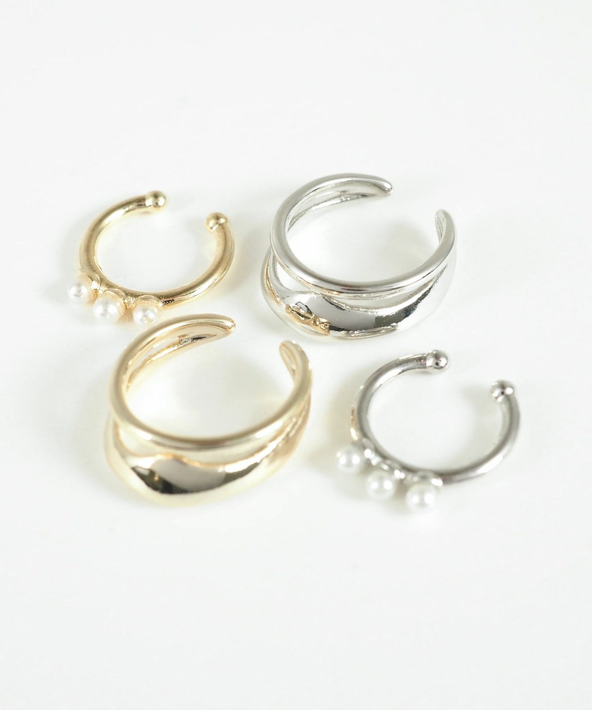 ウェーブメタル×3連パールセットイヤーカフ