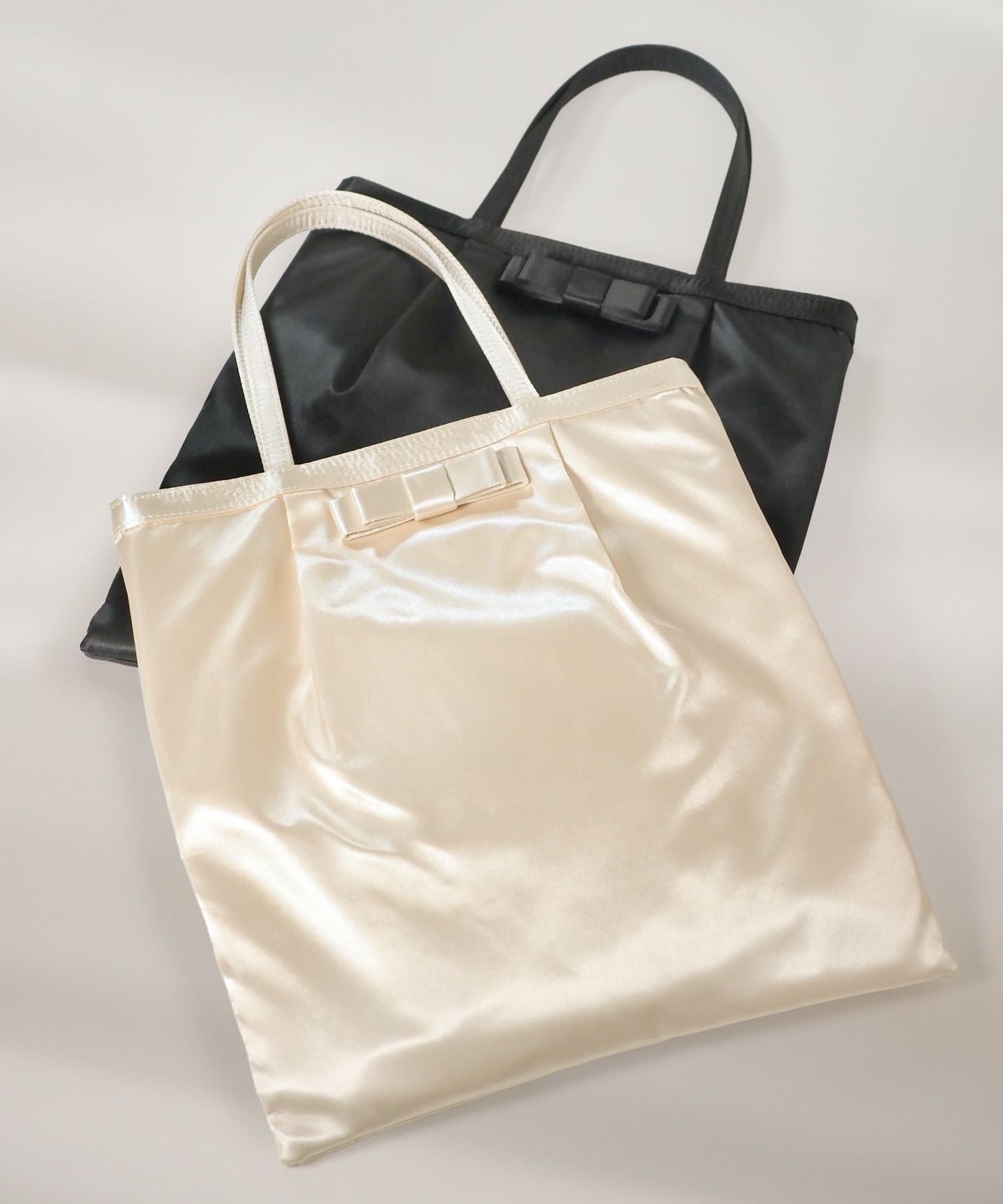 サテンリボンサブバッグ