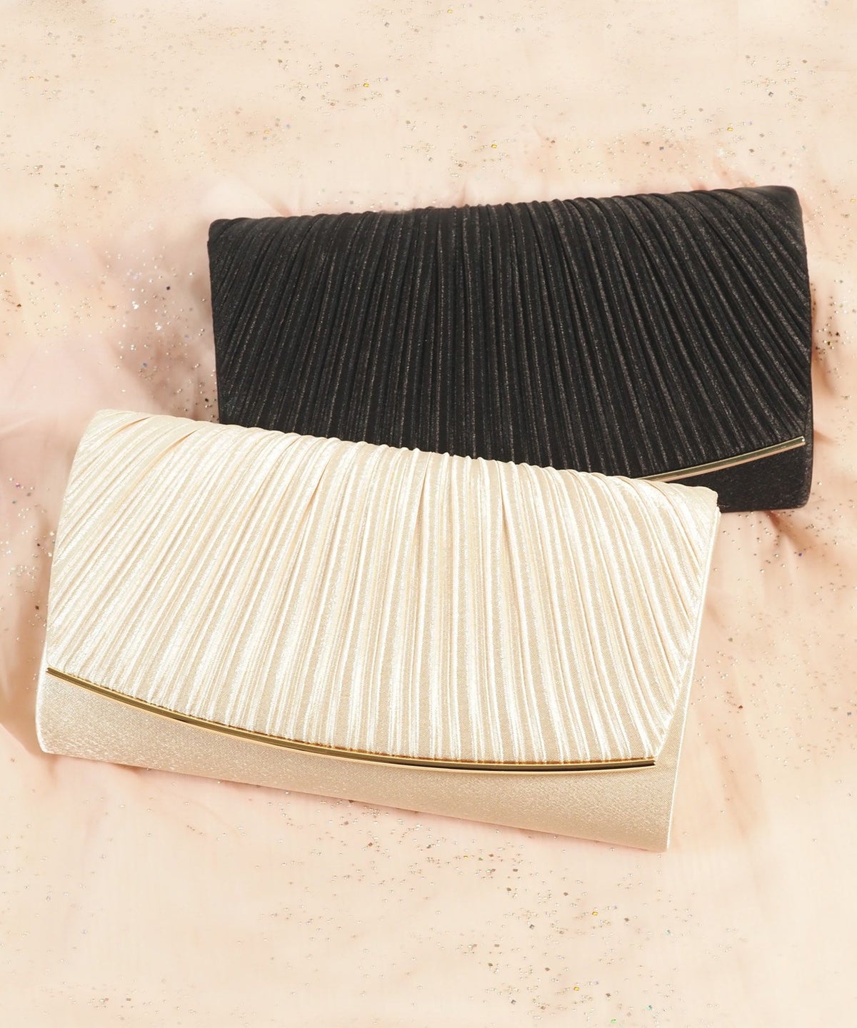 2wayサテンプリーツクラッチバッグ