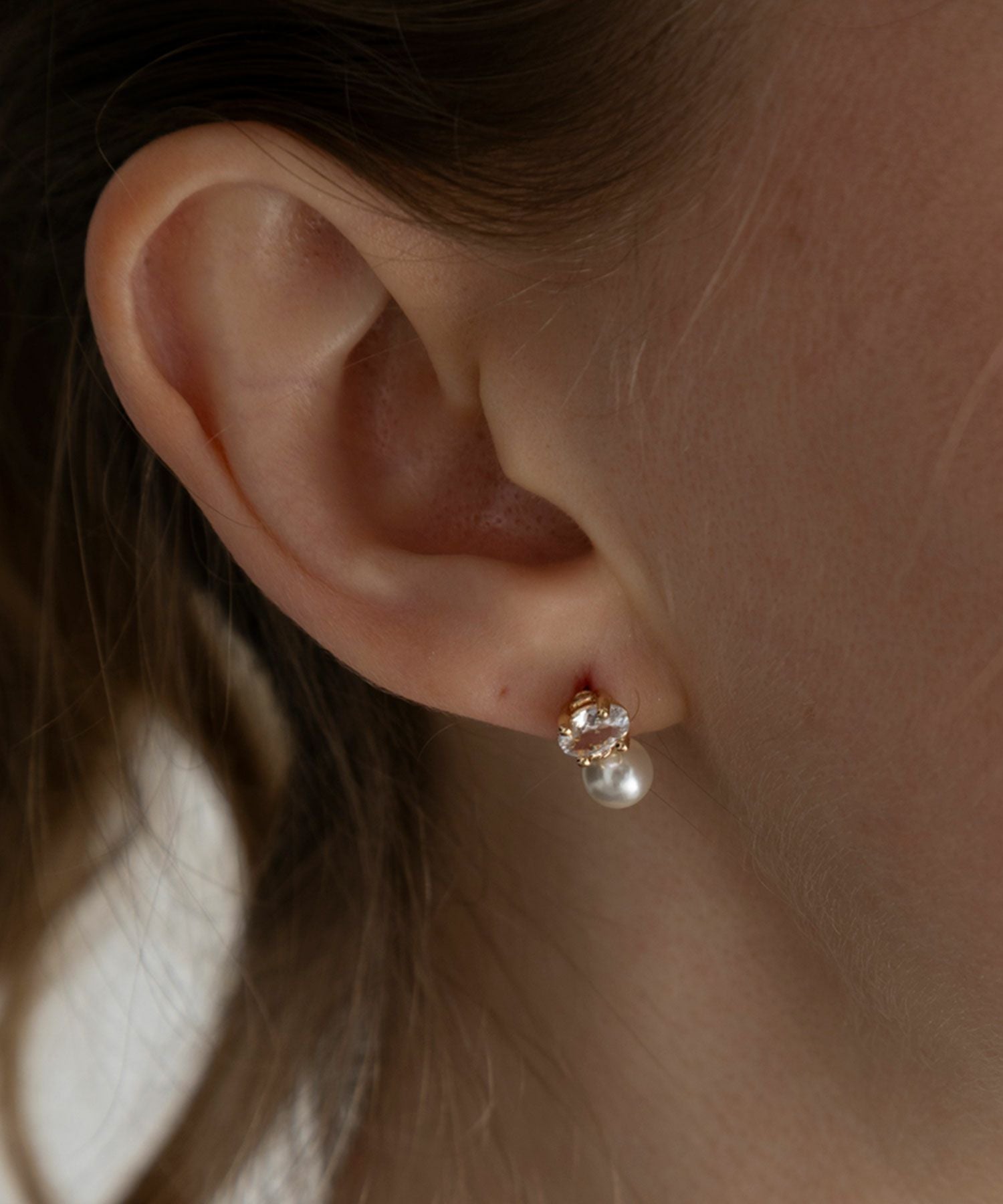 ミニマルストーンパールチタンポストピアス【MUK voyalibre】