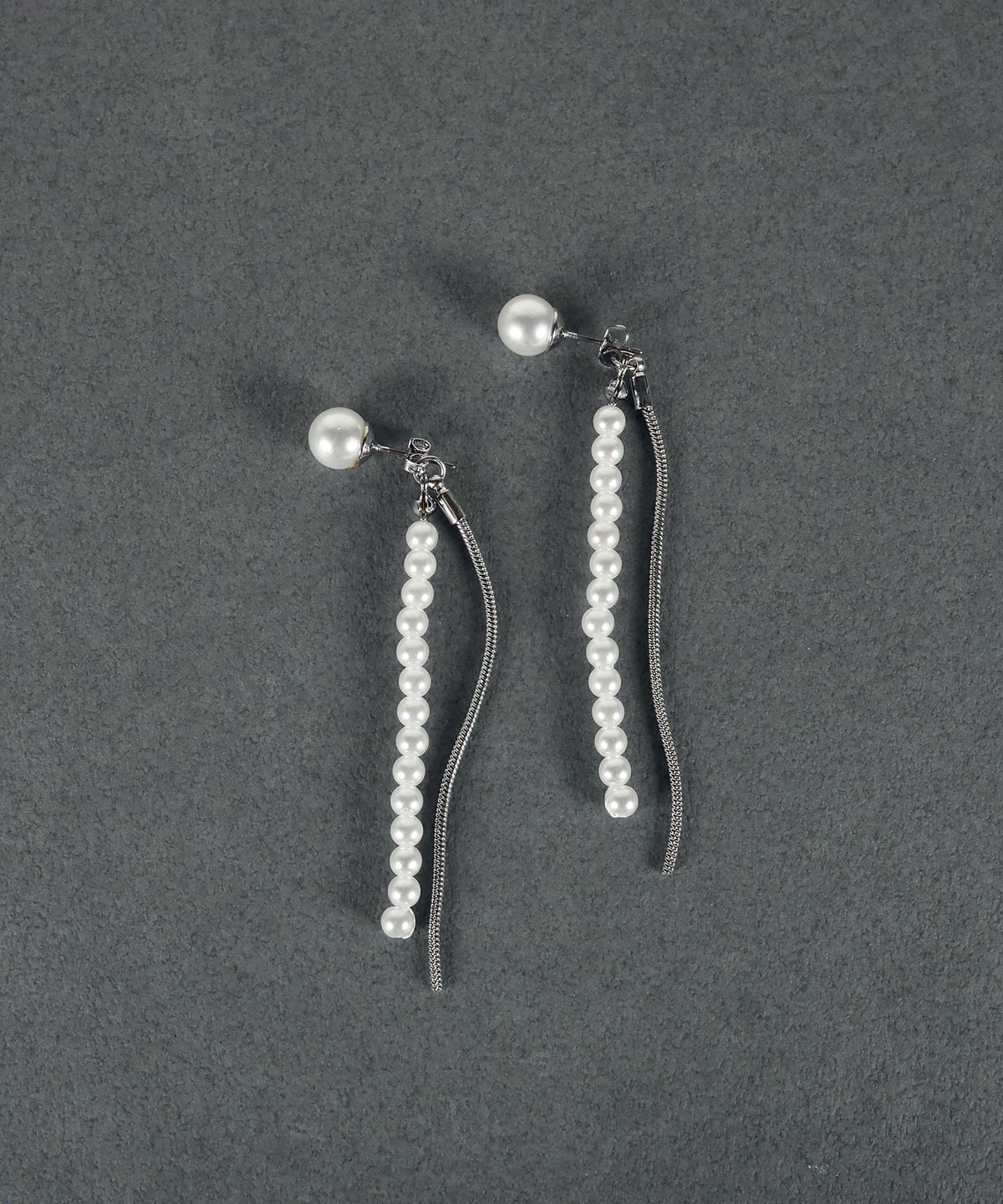 パールラインロングチタンポストピアス【MUK voyalibre】