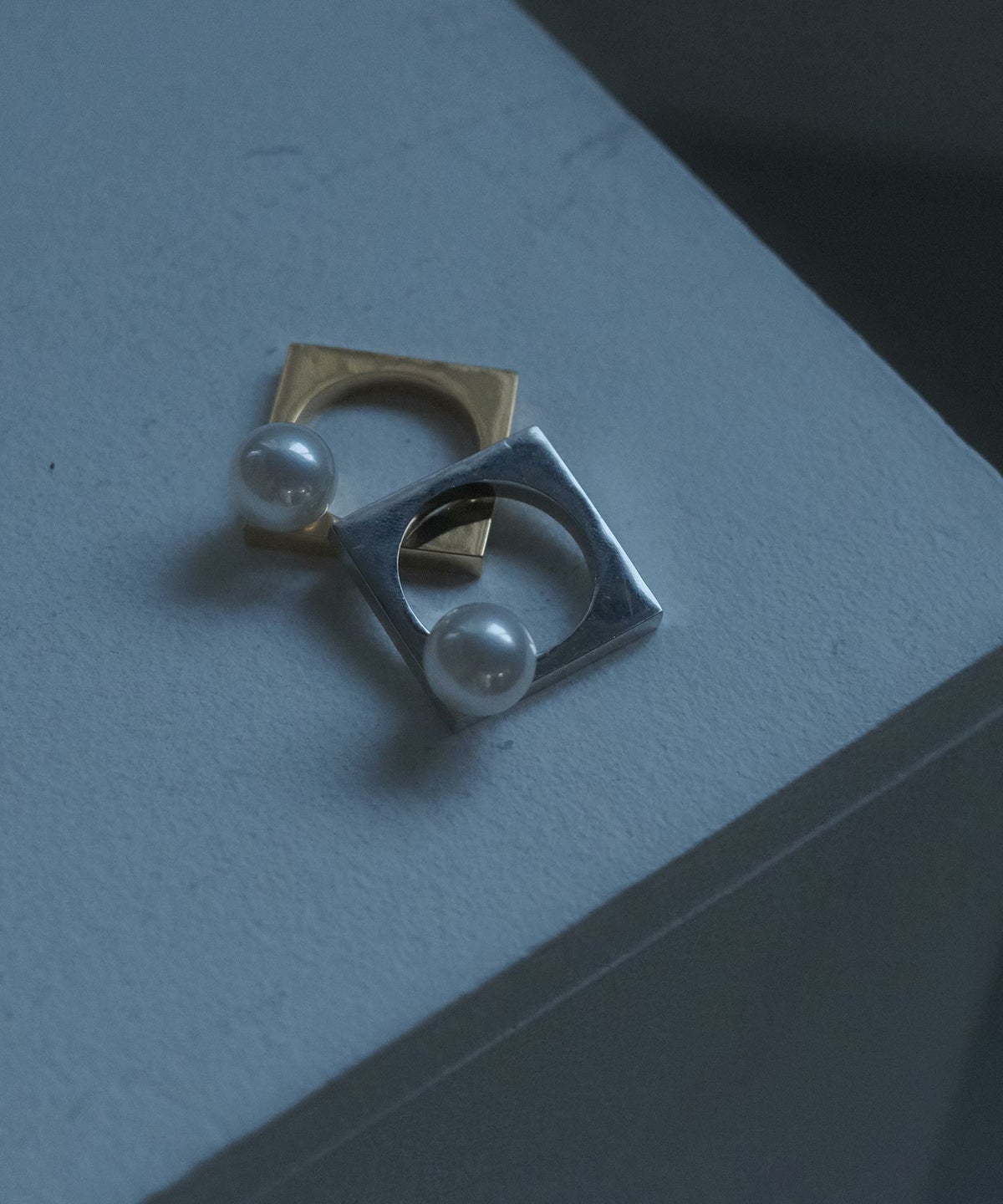 ポリッシュシェルパールスクエアリング