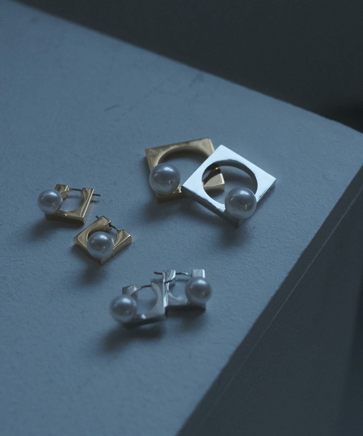 ポリッシュシェルパールスクエアリング