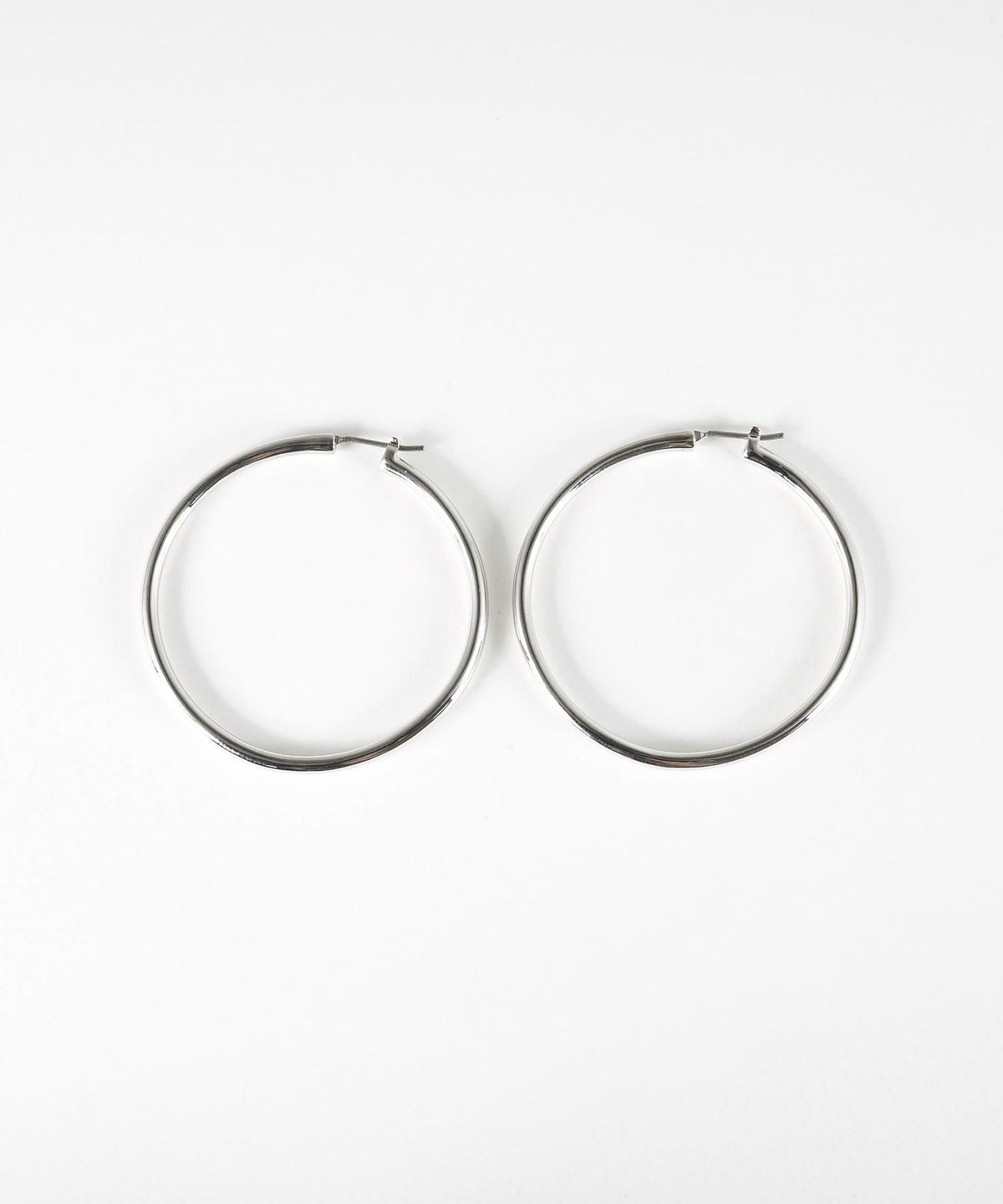 SleekフープチタンポストピアスM