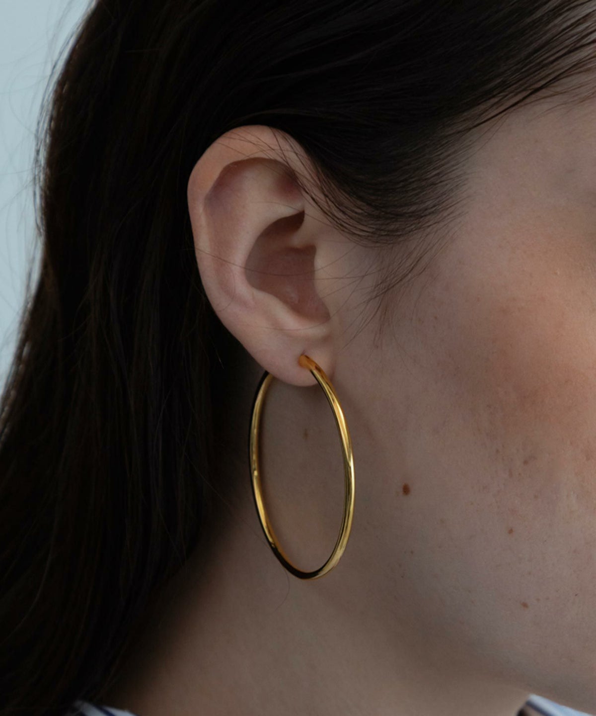 SleekフープチタンポストピアスL