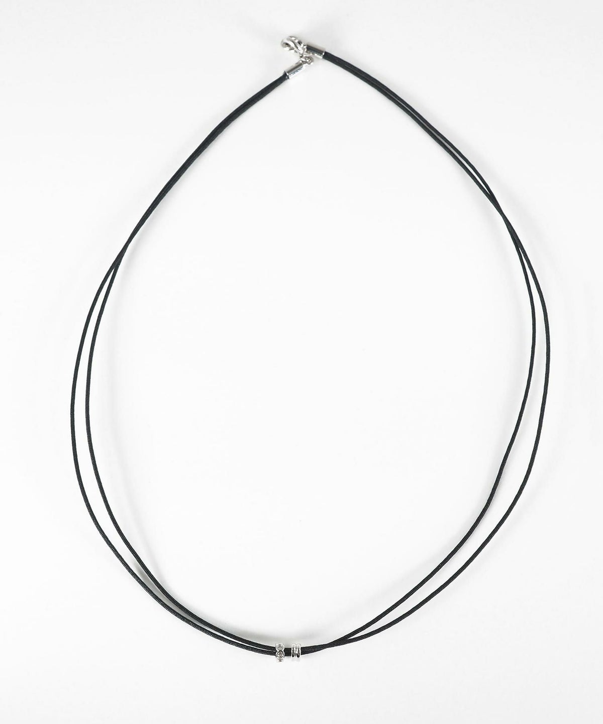タイニーラインメタルコードネックレス