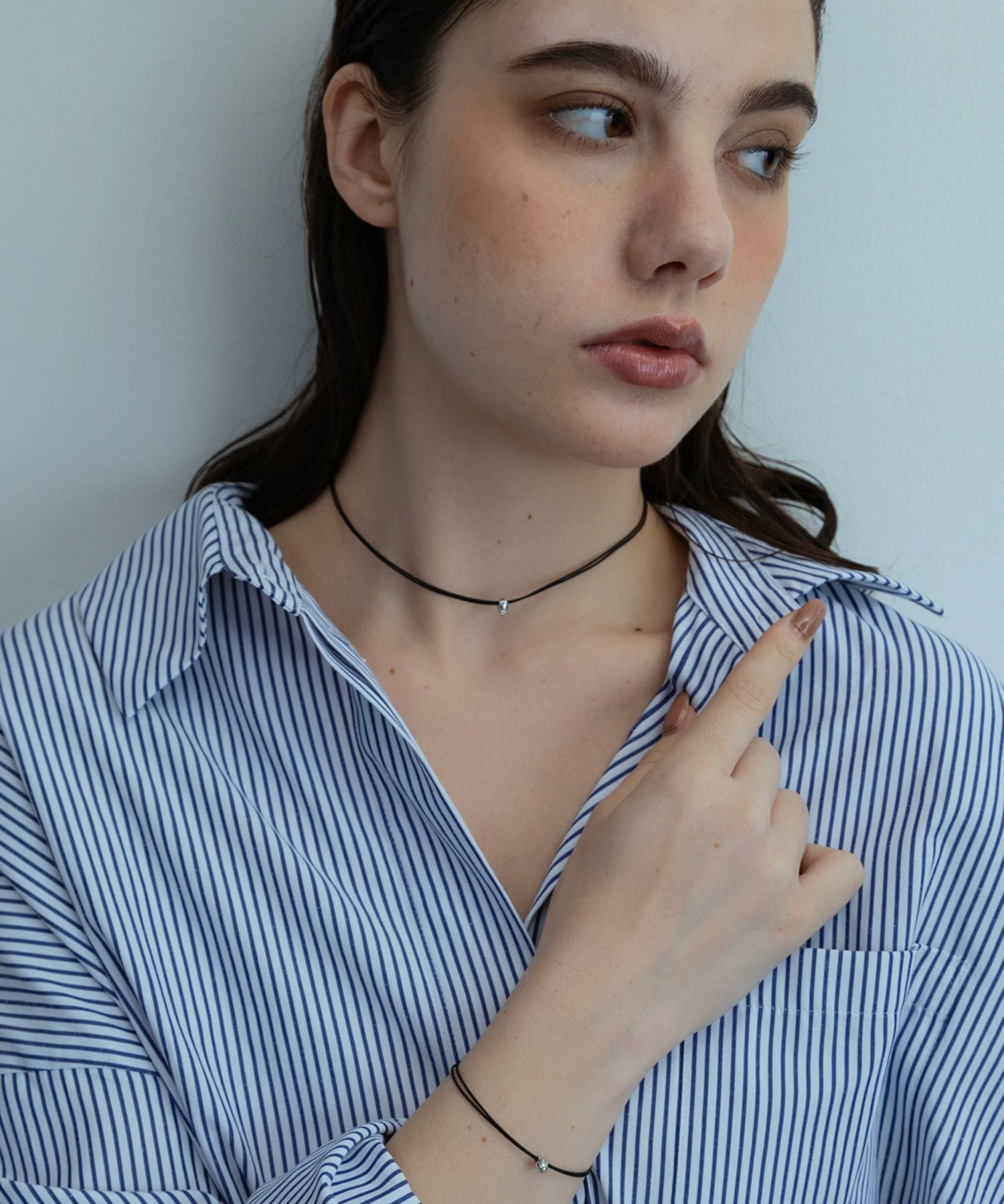 タイニードロップメタルコードネックレス