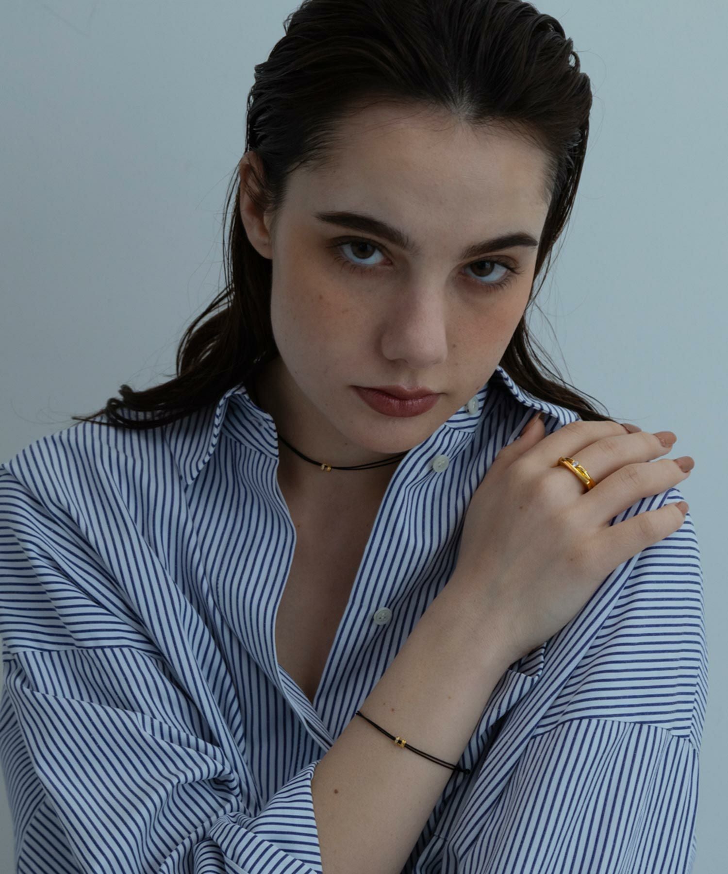 タイニーラインメタルコードブレスレット