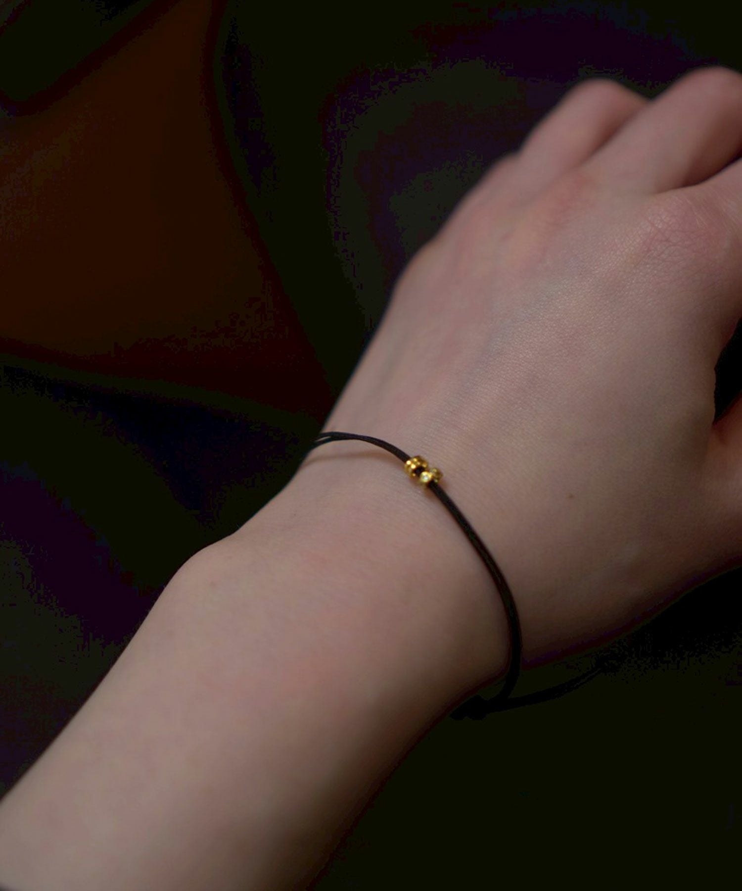 タイニーラインメタルコードブレスレット