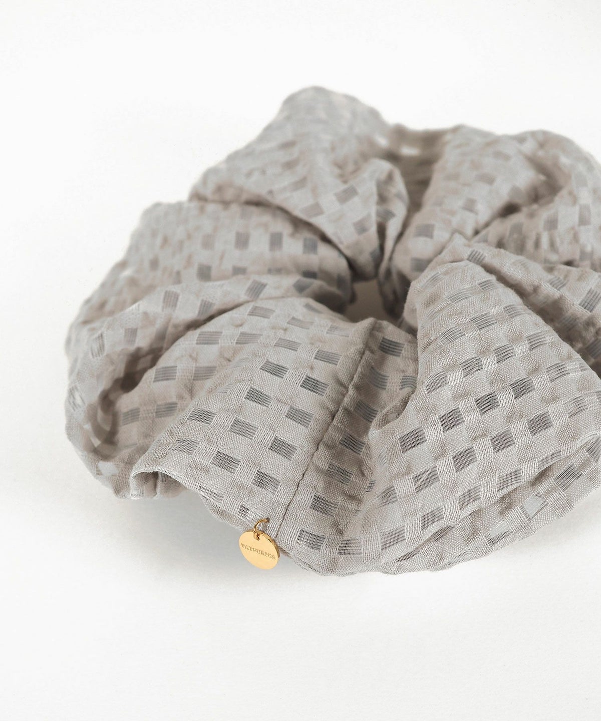 プレイドパターンシュシュ