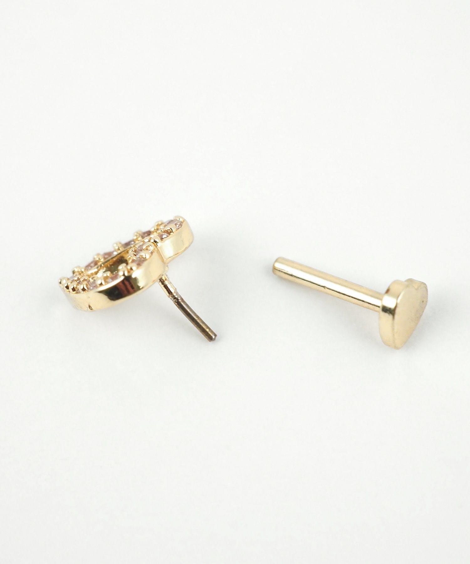 パヴェハートスレッドレスサージカルステンレスポストピアス