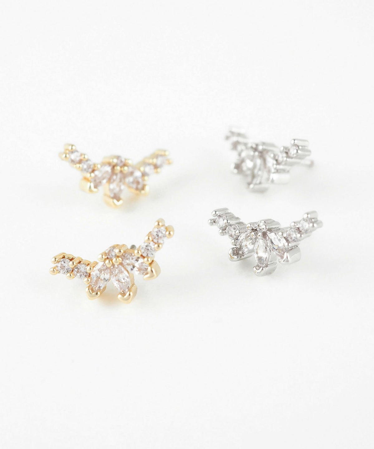 ルミナススレッドレスサージカルステンレスポストピアス