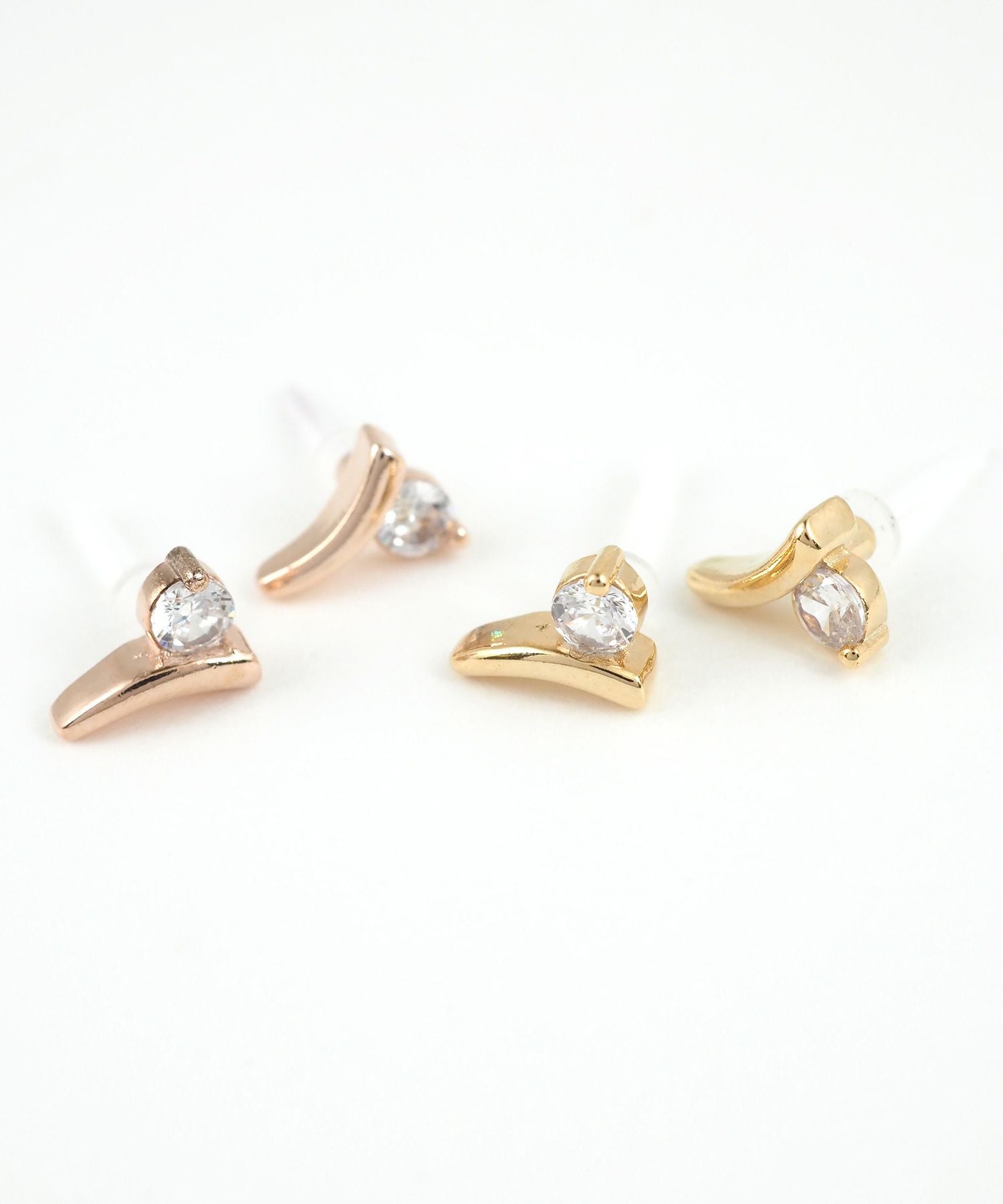 カーブジルコニアセラミックポストピアス