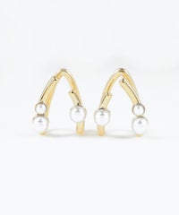 ニュアンスパールアーチラウンドメタルイヤリング