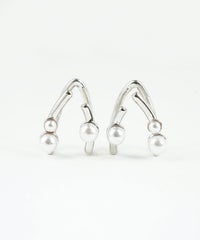 ニュアンスパールアーチラウンドメタルイヤリング