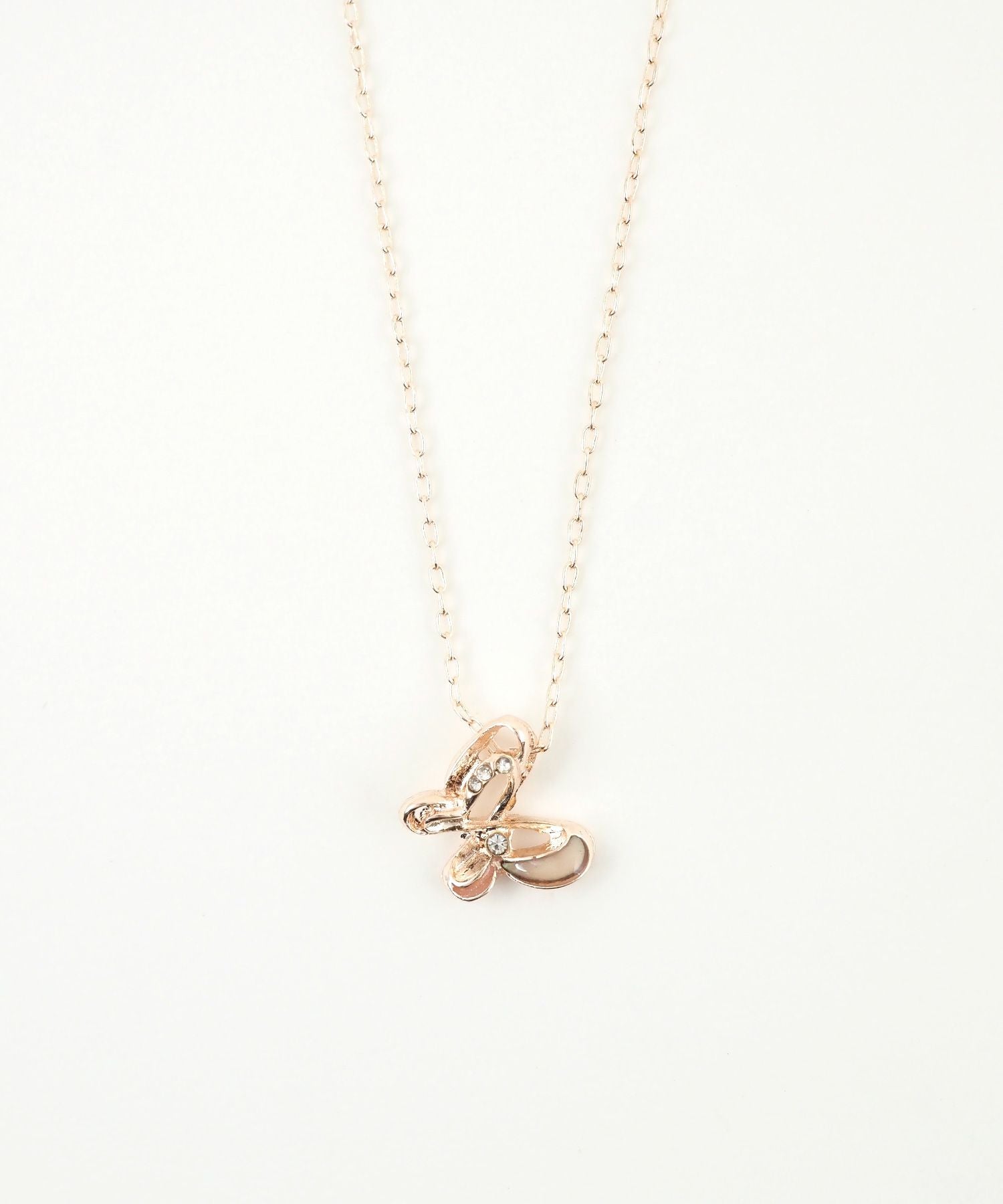 アシンメトリーバタフライネックレス