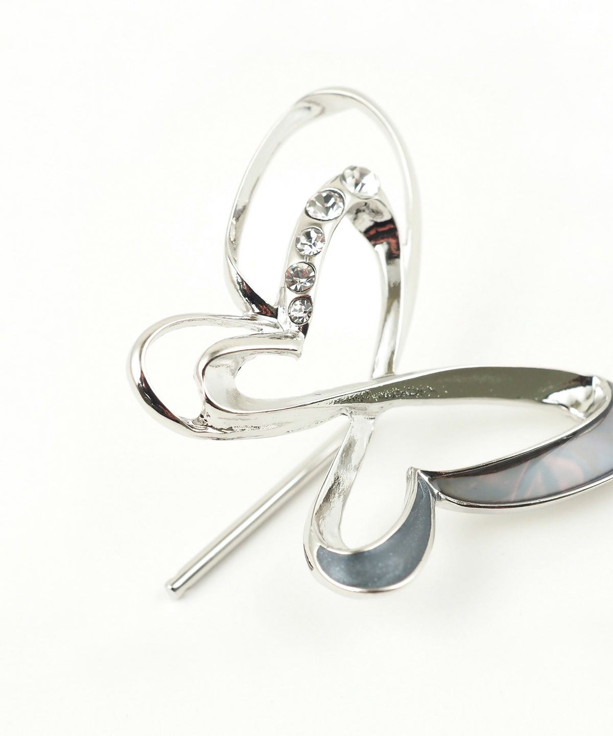 アシンメトリーバタフライポニーフック