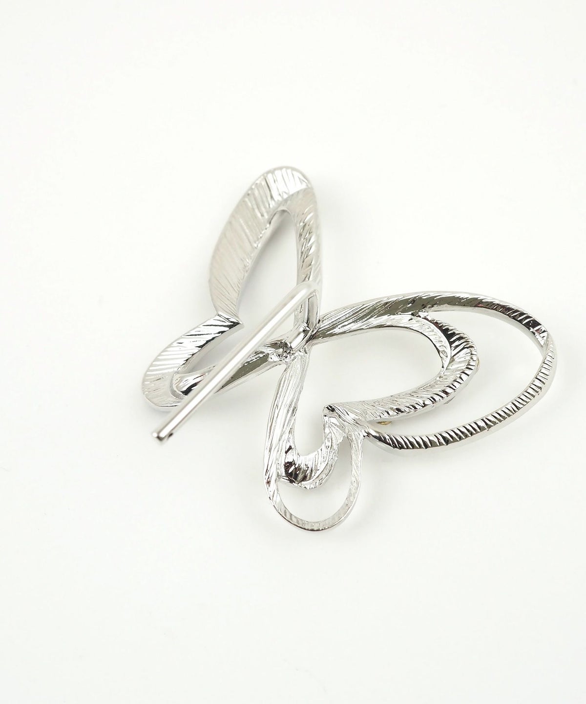 アシンメトリーバタフライポニーフック