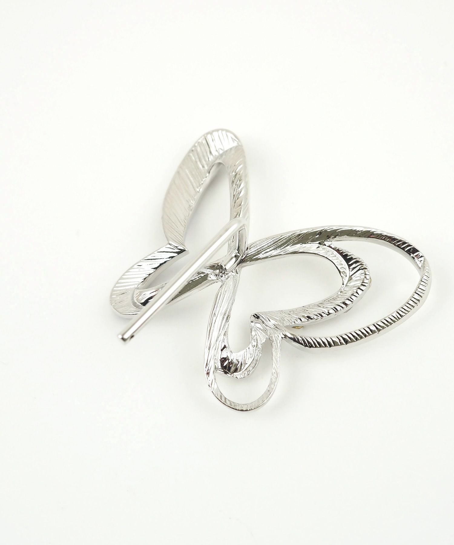 アシンメトリーバタフライポニーフック