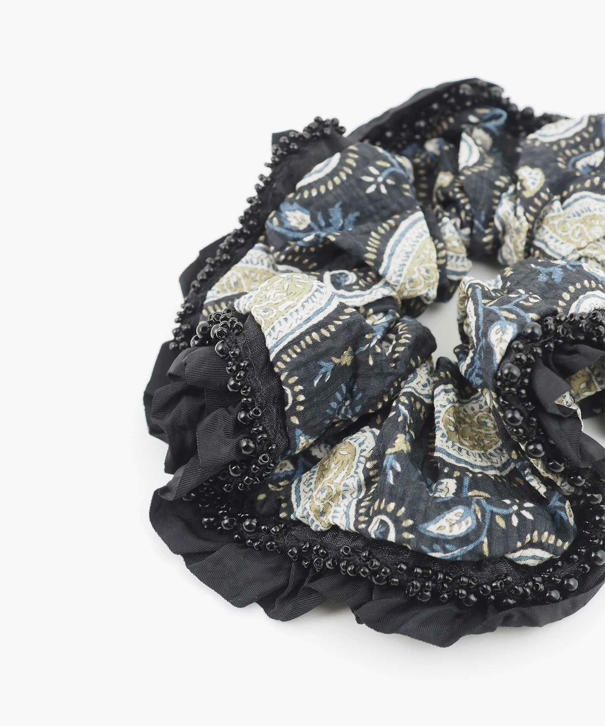 【web限定】オリエンタルフリルビーズシュシュ