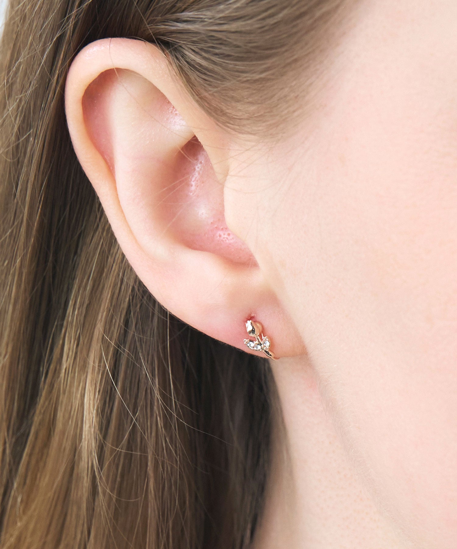 【web限定】ルミミニチューリップピュアチタンポストピアス【Lumirise】