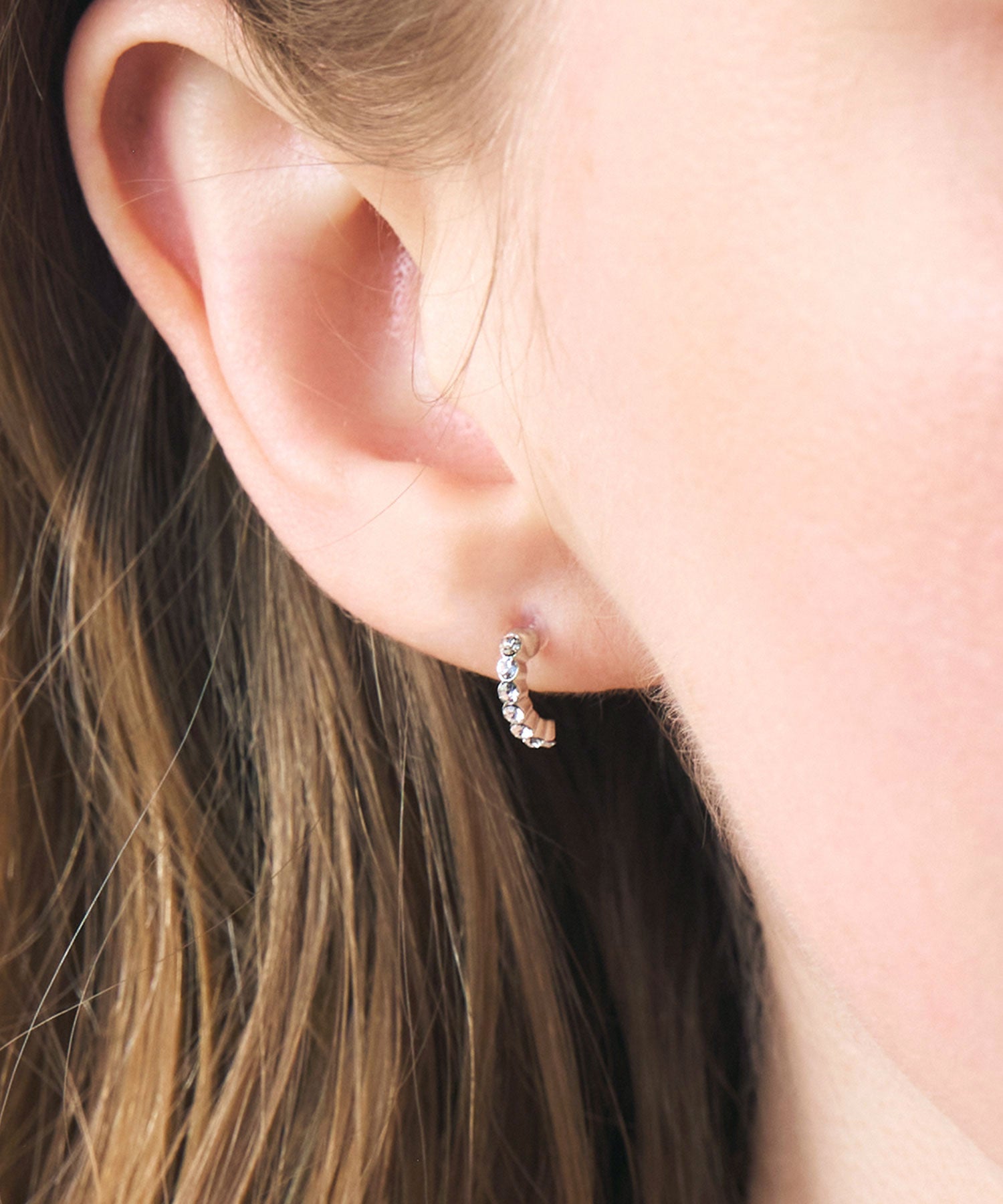 【web限定】ルミパヴェフープピュアチタンポストピアス【Lumirise】