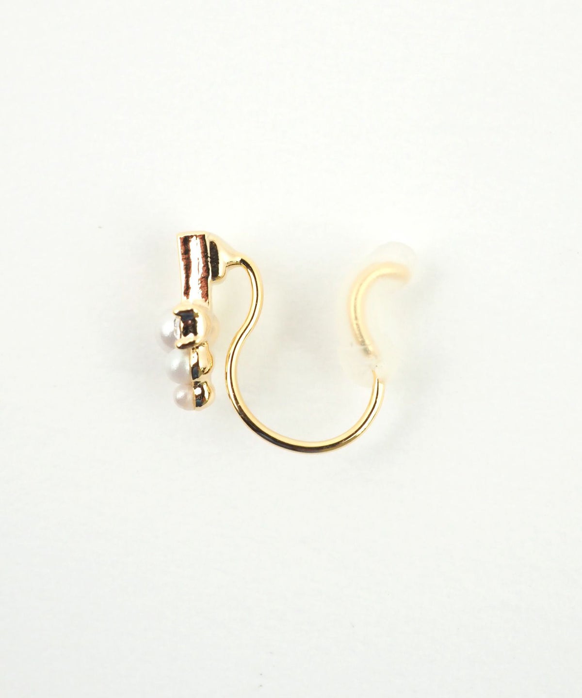 【web限定】ルミバーティカルクラスターノンホールイヤリング【Lumirise】