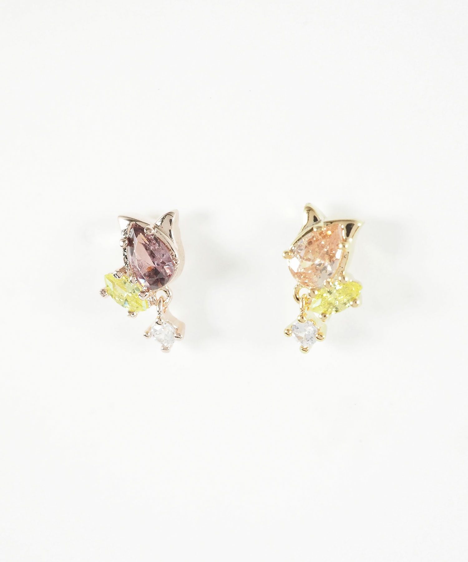 くまちゃんとチューリップ ピアス チューリップスイングストーンチタンポストピアス【MUK shady sophy