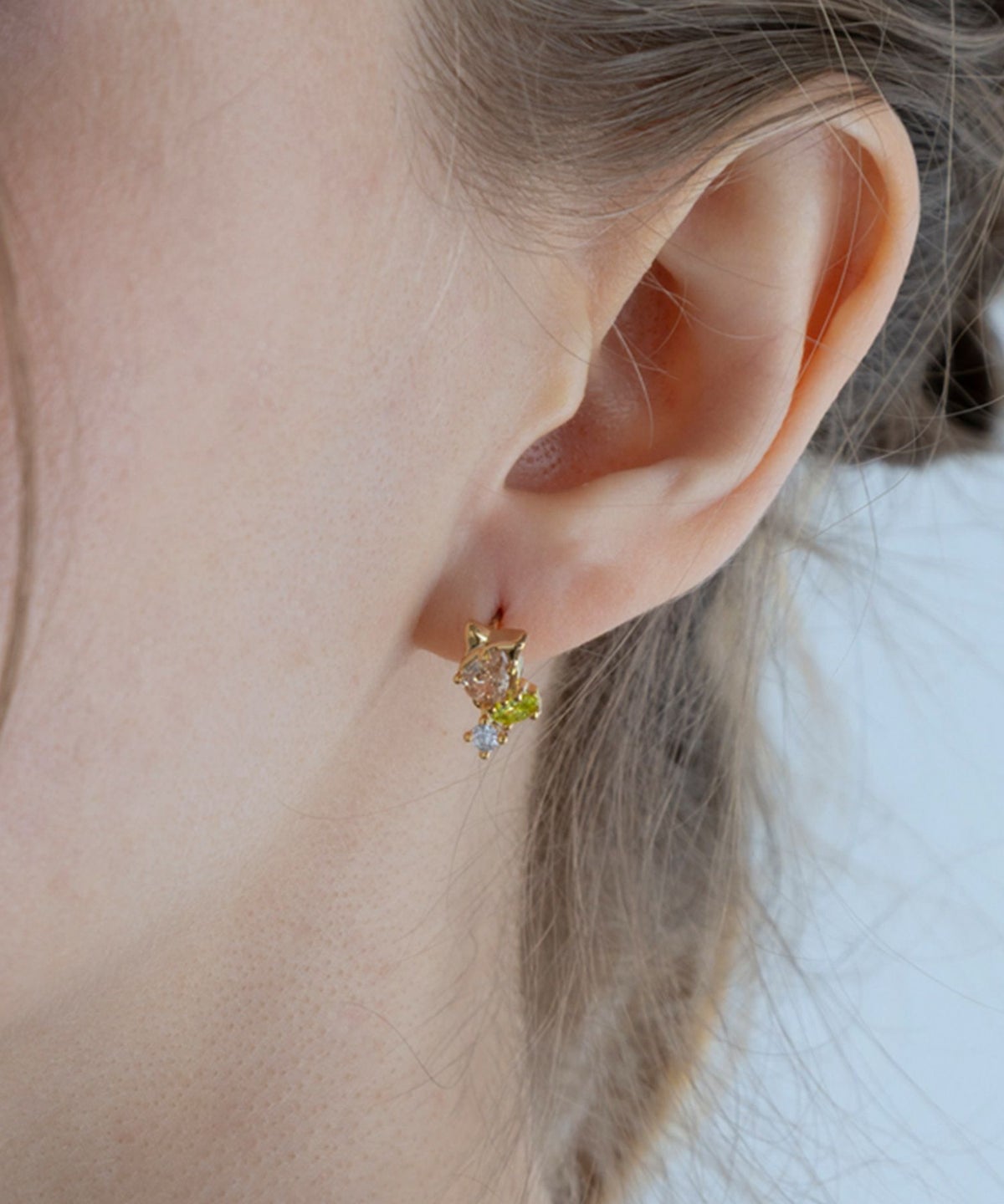 チューリップスイングストーンチタンポストピアス【MUK shady sophy】