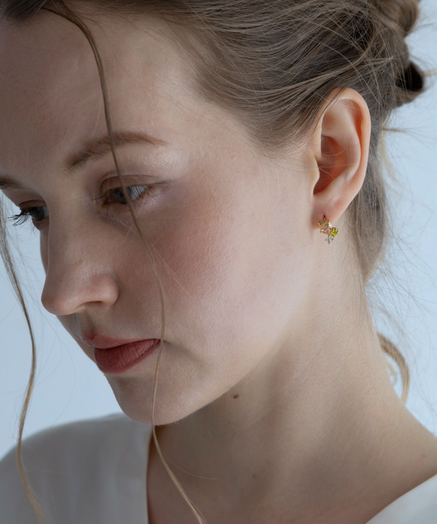 チューリップスイングストーンチタンポストピアス【MUK shady sophy】