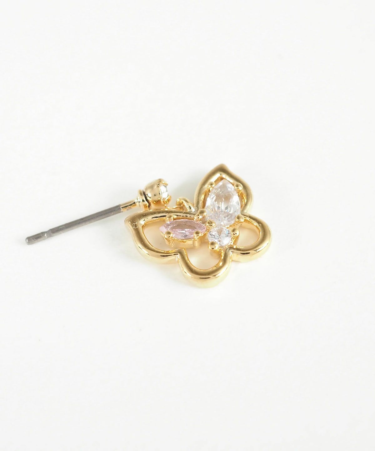 バタフライスイングチタンポストピアス【MUK shady sophy】