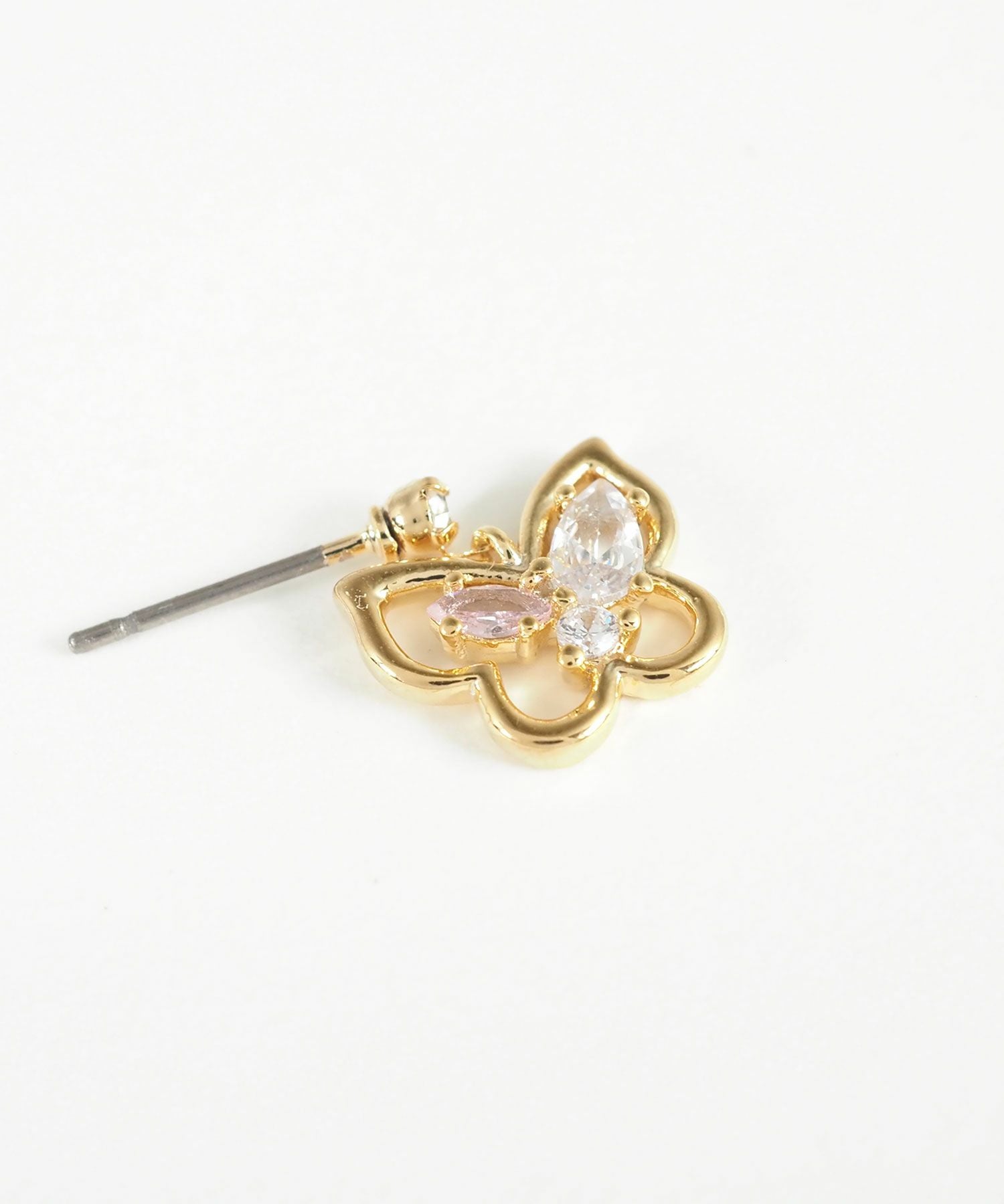 バタフライスイングチタンポストピアス【MUK shady sophy】