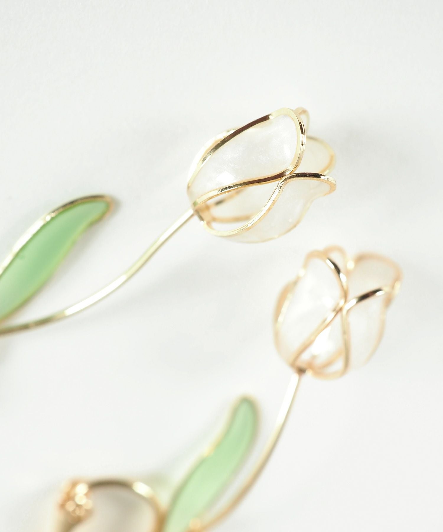 シアーペタルチューリップイヤリング