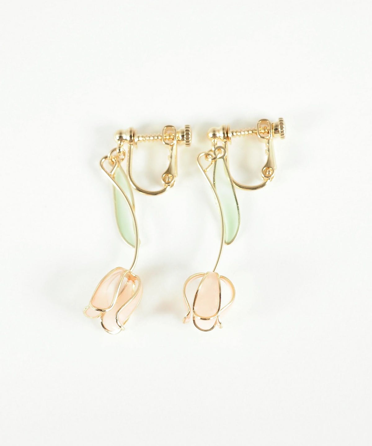 シアーペタルチューリップイヤリング