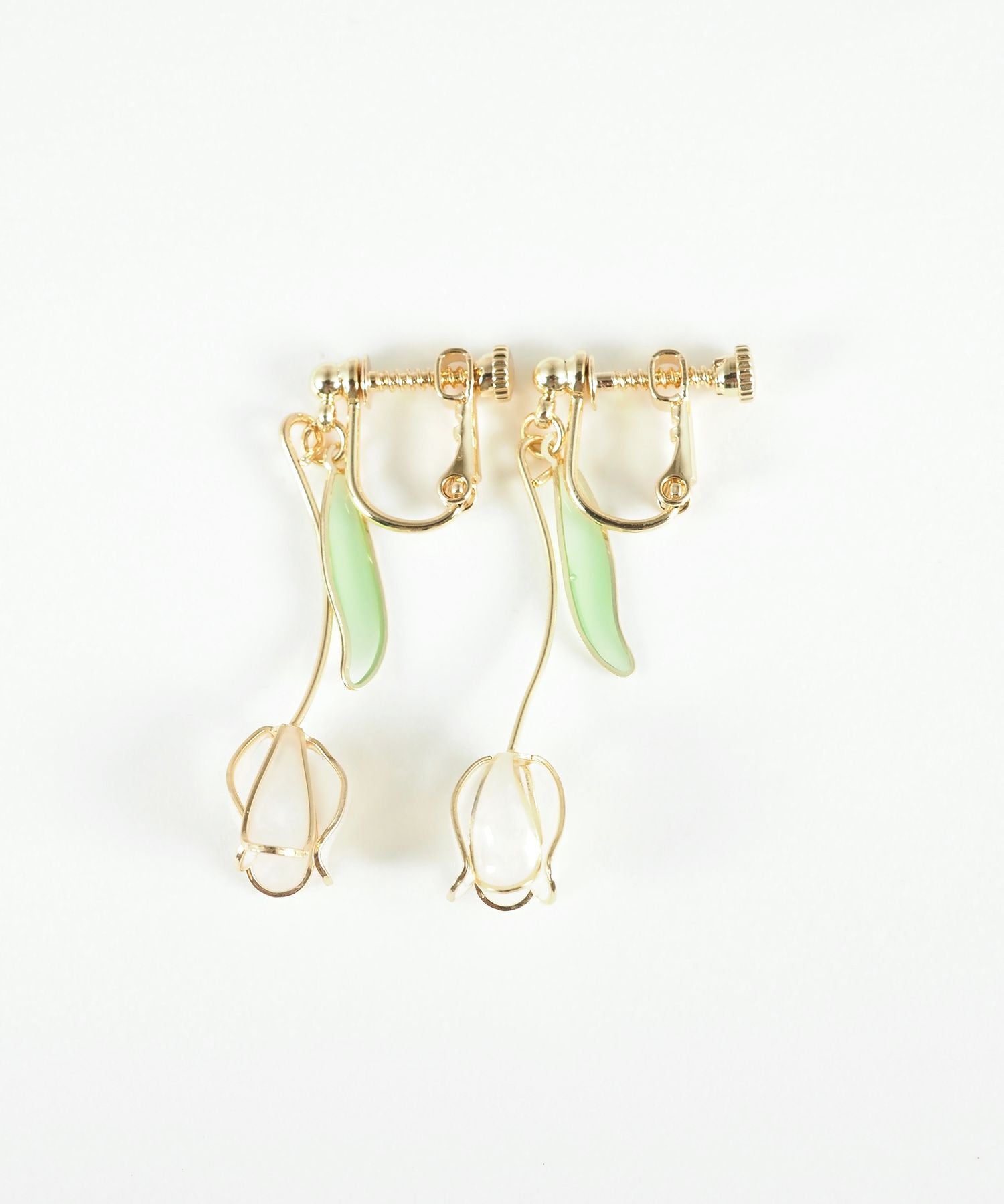 シアーペタルチューリップイヤリング