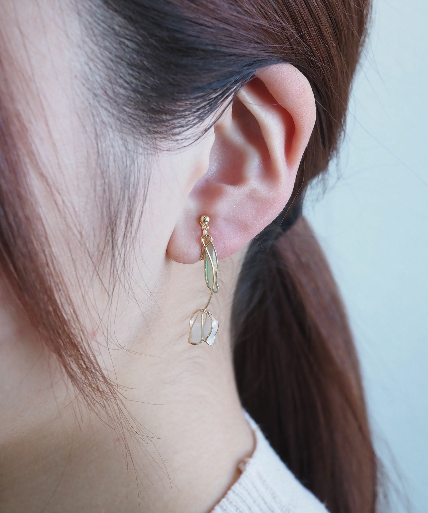 シアーペタルチューリップイヤリング