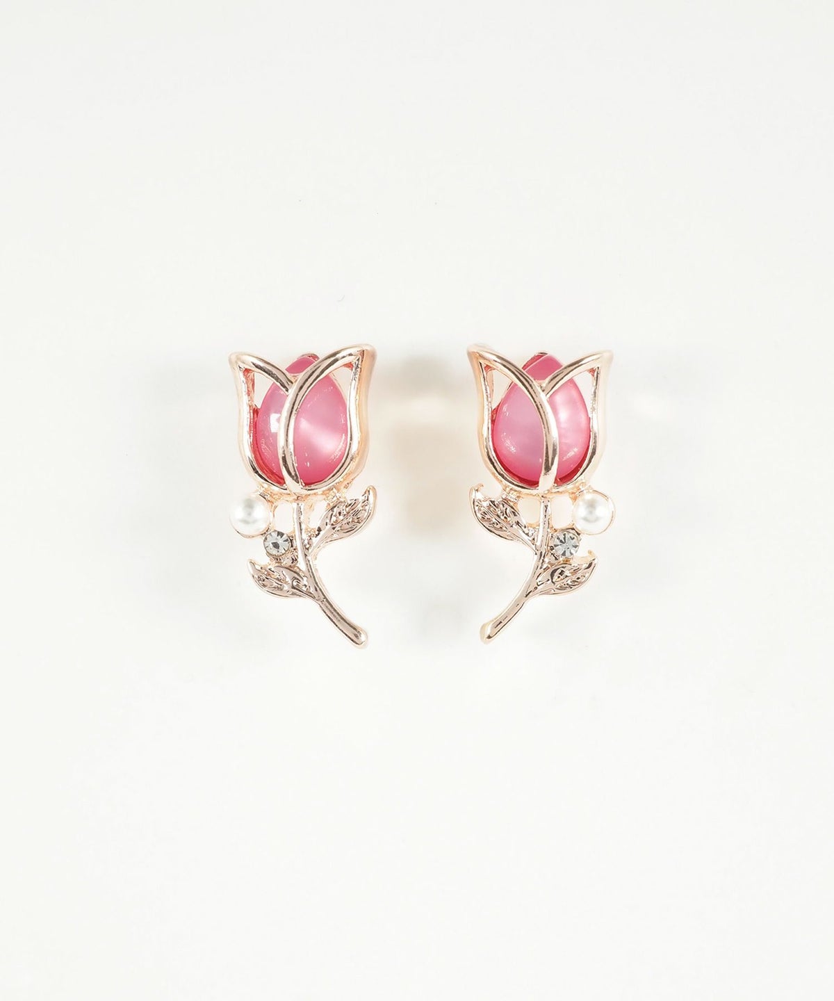 キャッツアイチューリップチタンポストピアス