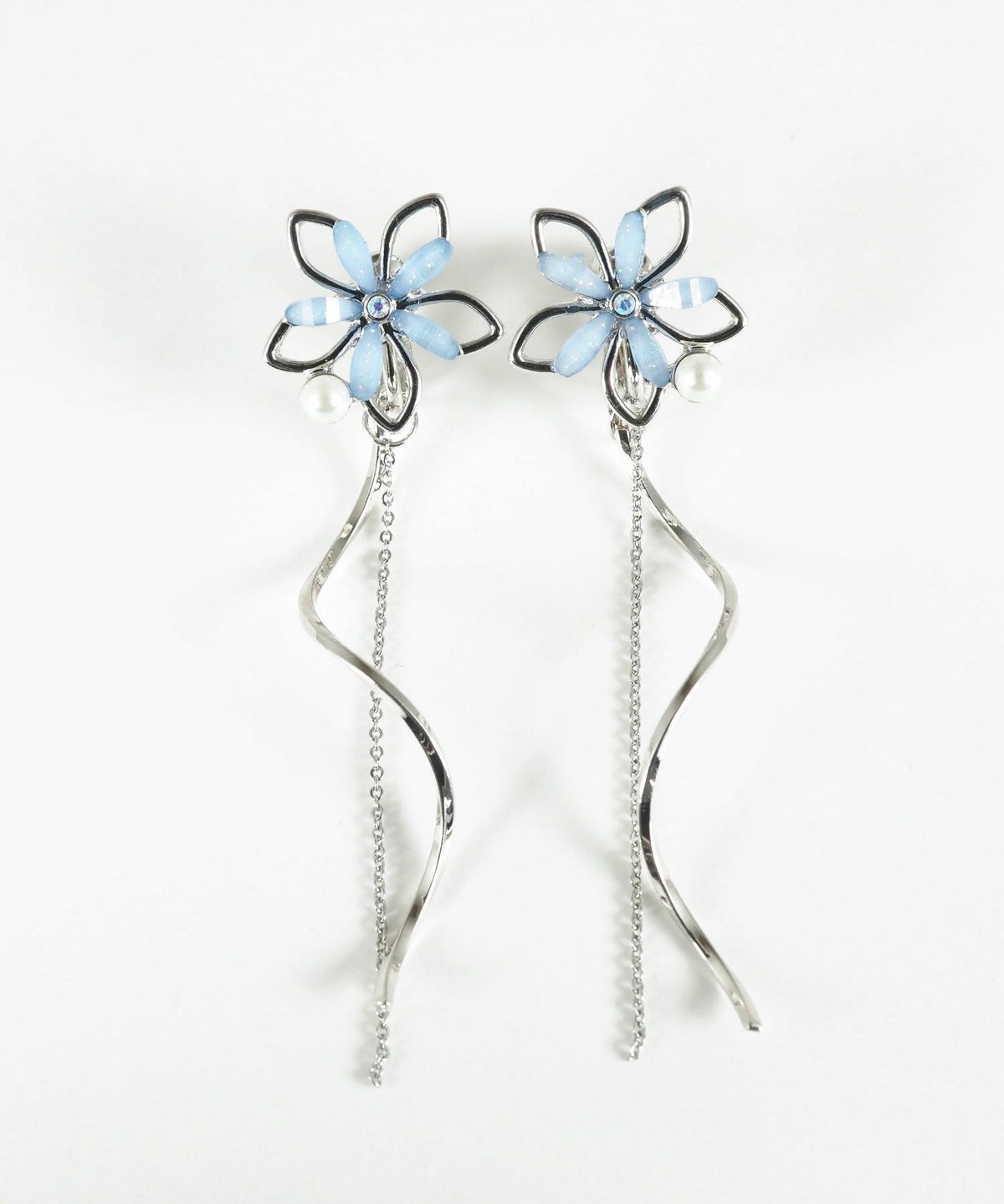 フルールウェーブイヤリング