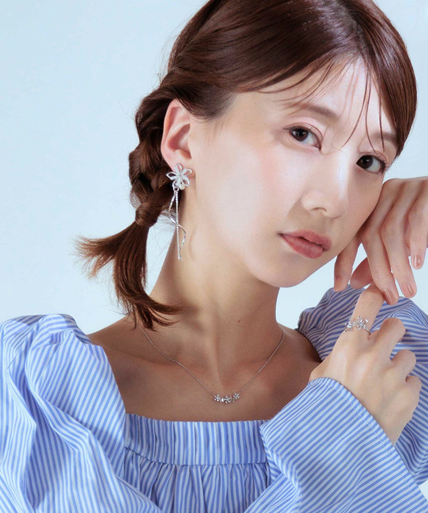 フルールウェーブイヤリング