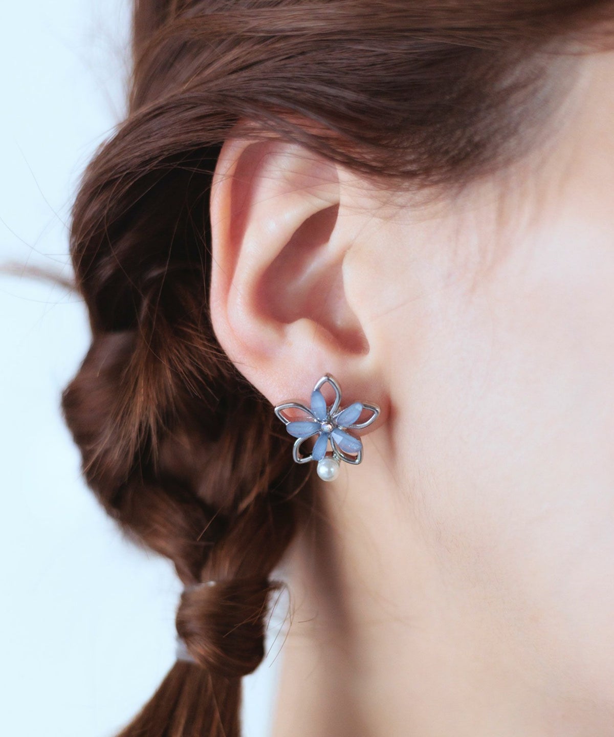 フルールチタンポストピアス