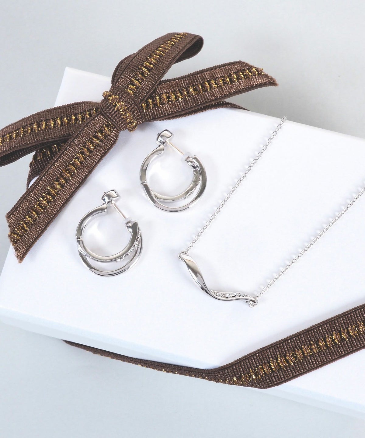 【web限定ギフトセット】ピアス＆ネックレスセットBOX【Lumirise】