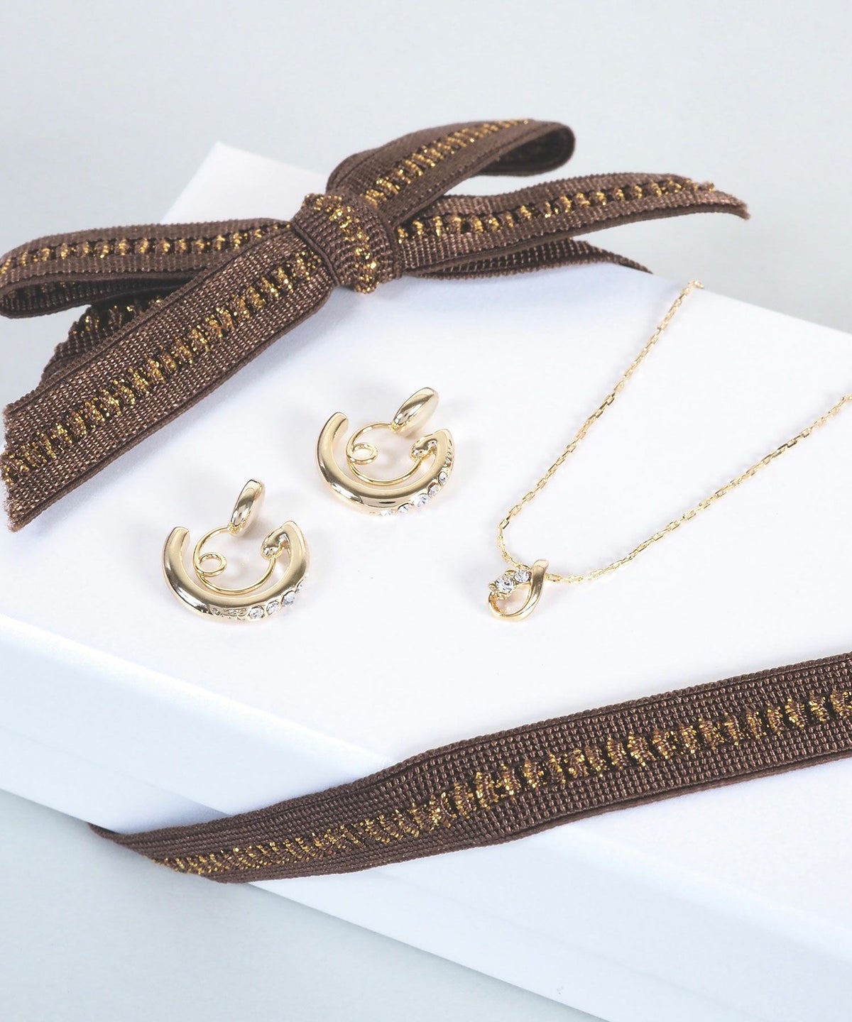 【web限定ギフトセット】イヤリング＆ネックレスセットBOX【Lumirise】