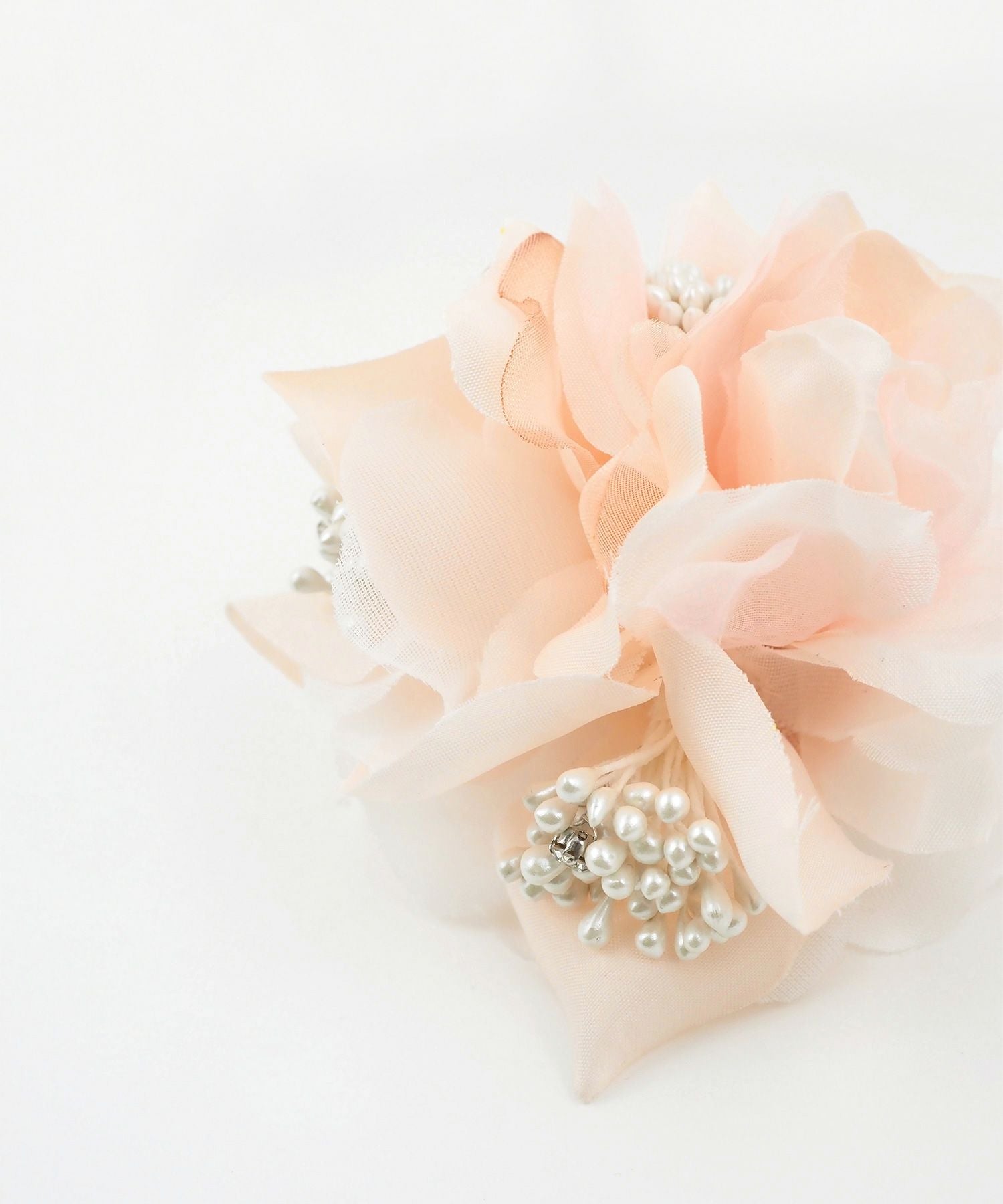 エアリーペタル2wayコサージュ