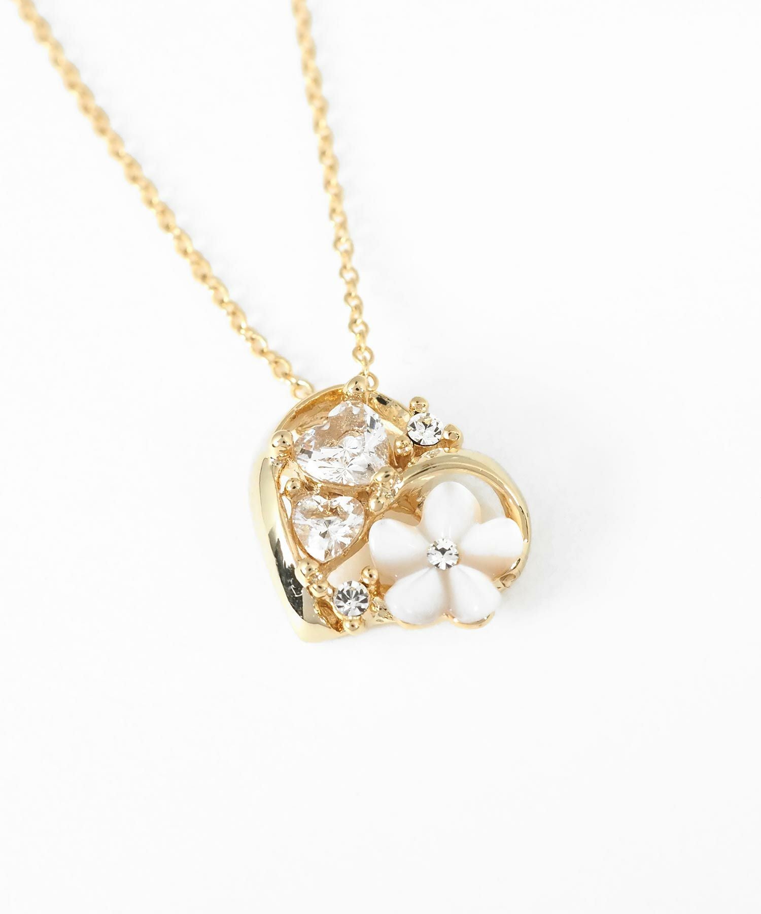 白蝶貝オープンハートフラワーネックレス