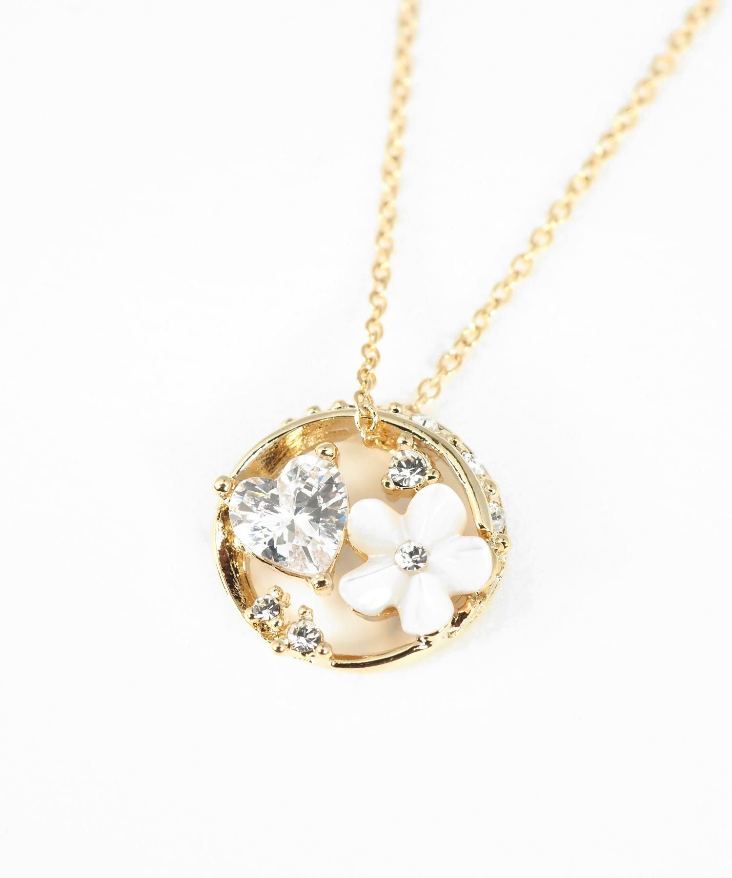 白蝶貝フラワーハートラウンドネックレス