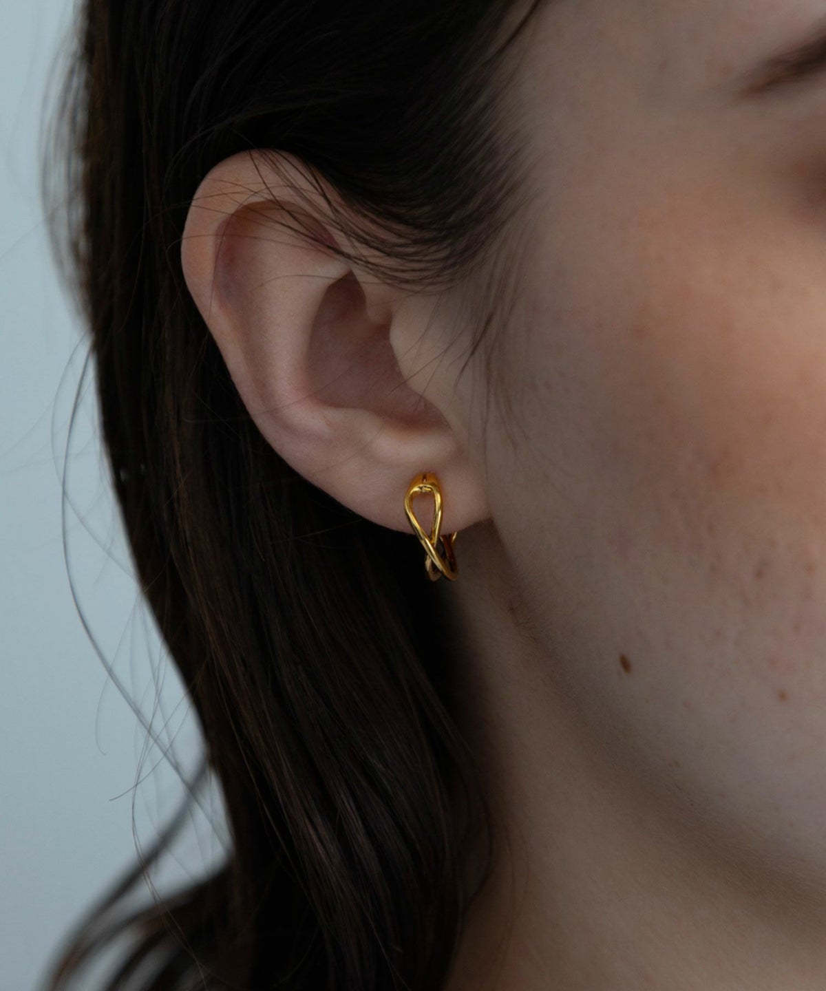 【web限定】Sleekクロスフープチタンポストピアス