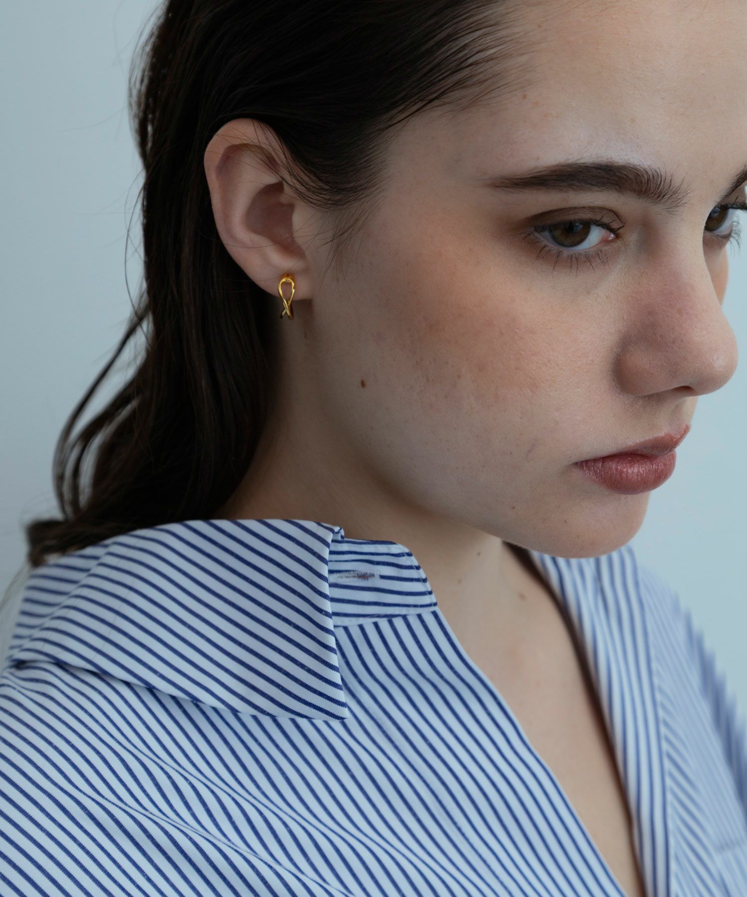 【web限定】Sleekクロスフープチタンポストピアス